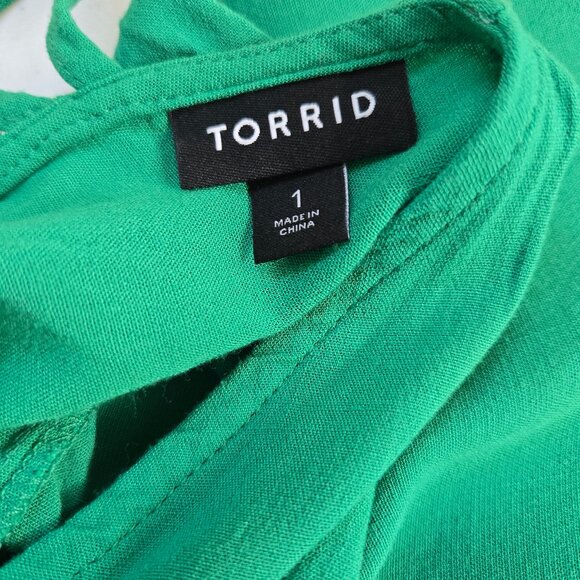 630-17 Torrid Kelly-Green Criss-Cross cinched waist babydoll top Size 1 (16/18) - Picture 6 of 10